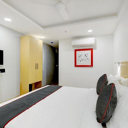 Hotel Super Townhouse Rajyash Rise Sarkhej Exterior foto