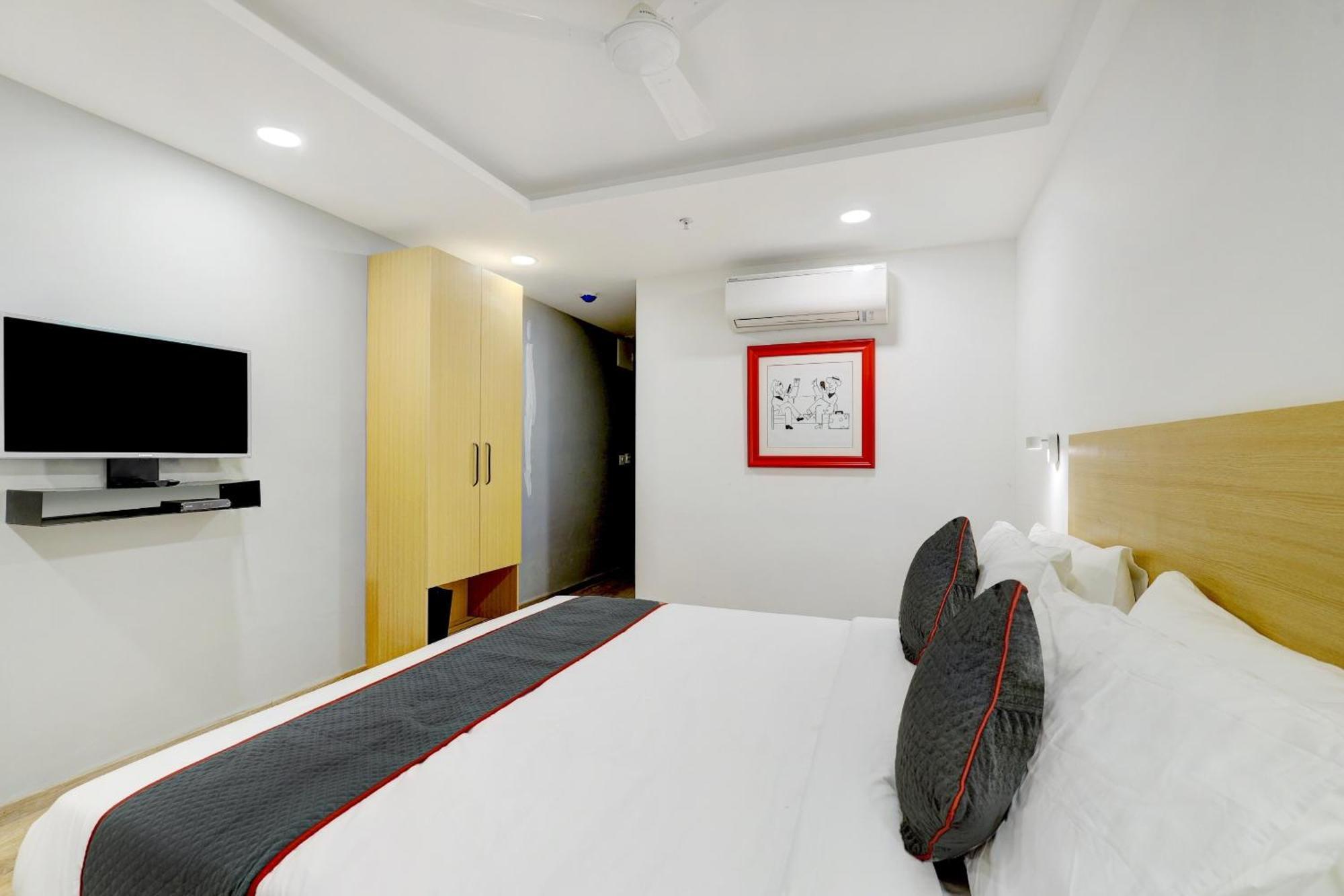 Hotel Super Townhouse Rajyash Rise Sarkhej Exterior foto